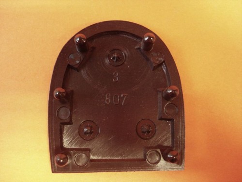  807